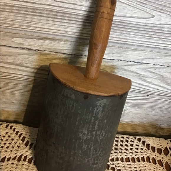 Primitive Kitchen Utensils - Picture 2 of 7